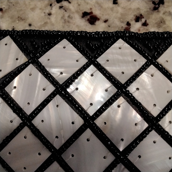 Mod by Design Black Bead and Mother of Pearl Square and Flower Envelope Clutch - Picture 7 of 7